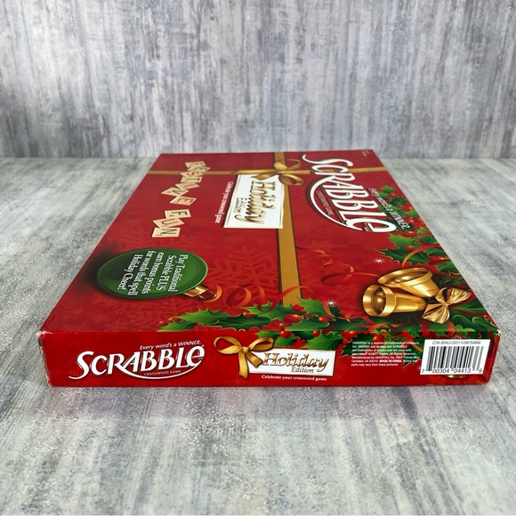 SCRABBLE Crossword Game Holiday Edition Christmas Fun Hasbro 2011 100% Complete - Picture 10 of 11